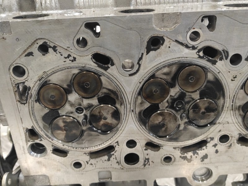 Recambio de culata para ford mondeo berlina (ge) 2.0 tdci cat referencia OEM IAM   