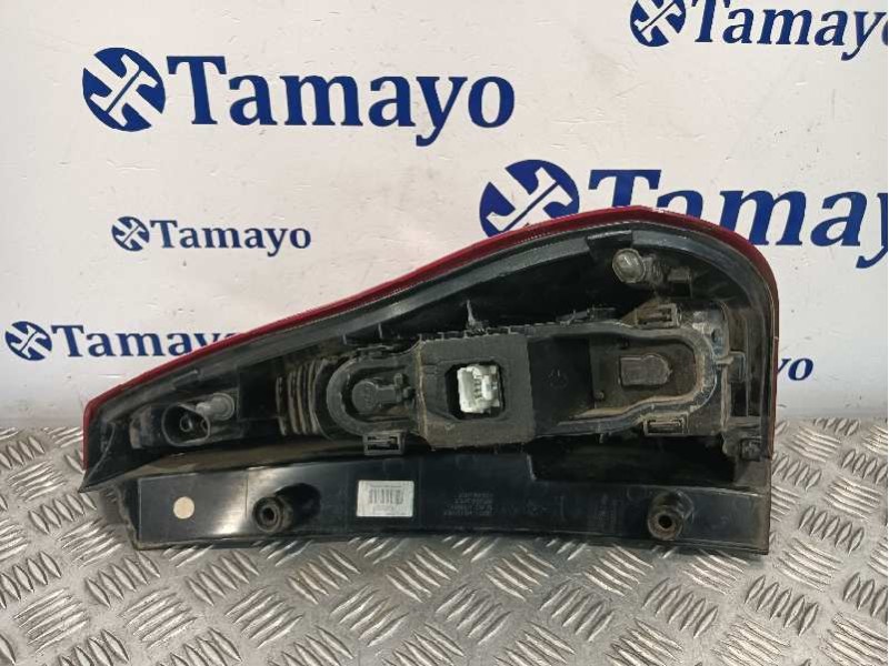 Recambio de piloto trasero izquierdo para renault scenic iii referencia OEM IAM J95FEAI  890892