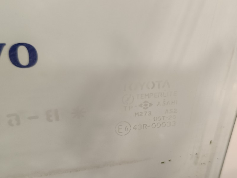 Recambio de luna delantera derecha para toyota 4-runner (n13) 3.0 turbodiesel referencia OEM IAM 43R00033  