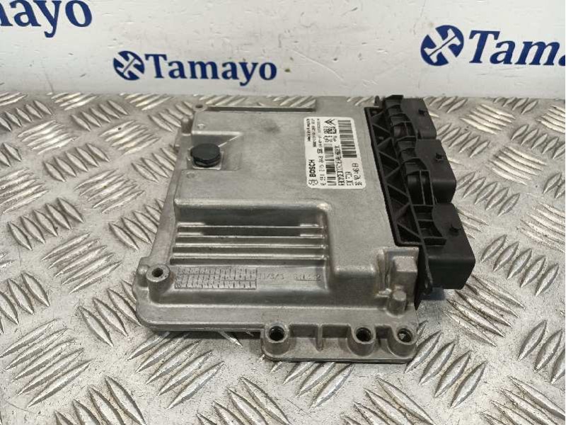 Recambio de centralita motor uce para peugeot 207 sw referencia OEM IAM 9674244680 9666729480 0281015848