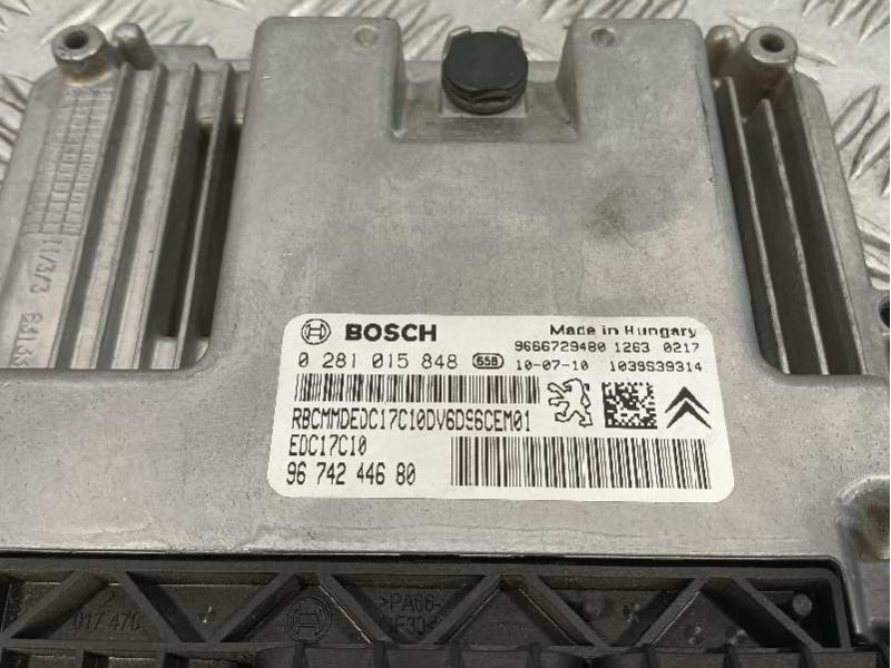 Recambio de centralita motor uce para peugeot 207 sw referencia OEM IAM 9674244680 9666729480 0281015848
