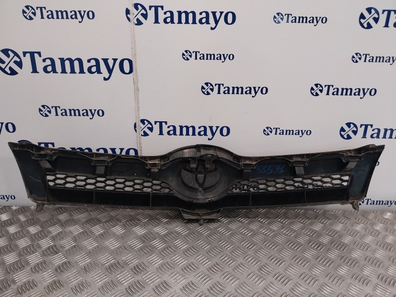 Recambio de rejilla delantera para toyota corolla verso (r1) referencia OEM IAM 531110F020  
