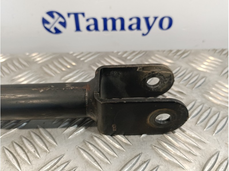 Recambio de brazo suspension inferior trasero izquierdo para land rover freelander referencia OEM IAM   