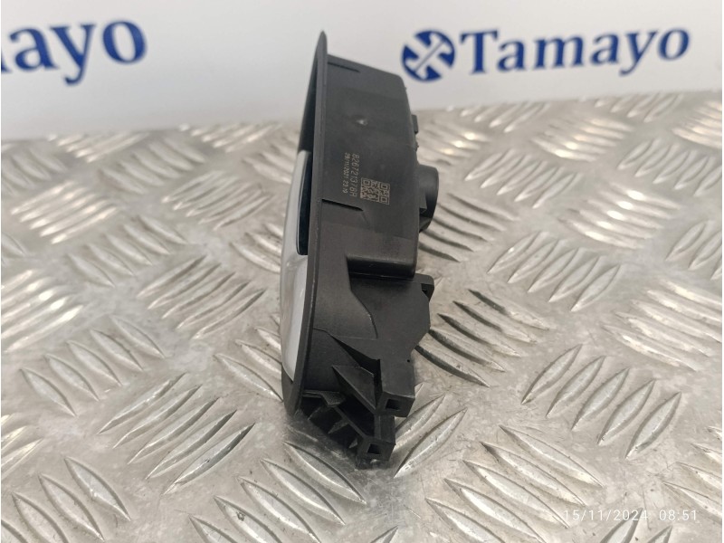 Recambio de maneta interior trasera derecha para renault captur ii 1.3 tce referencia OEM IAM 826721378R  