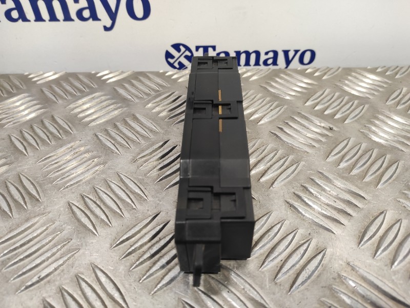 Recambio de pantalla multifuncion para chevrolet lacetti 2.0 diesel cat referencia OEM IAM 96812053  