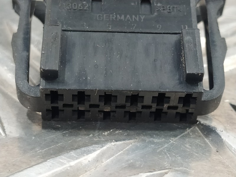 Recambio de retrovisor derecho para volkswagen passat berlina (3b3) 1.9 tdi referencia OEM IAM   