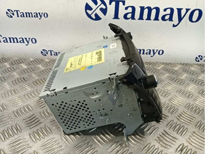Recambio de sistema audio / radio cd para hyundai i30 (gd) referencia OEM IAM AC110A6EE  96170A6210GU