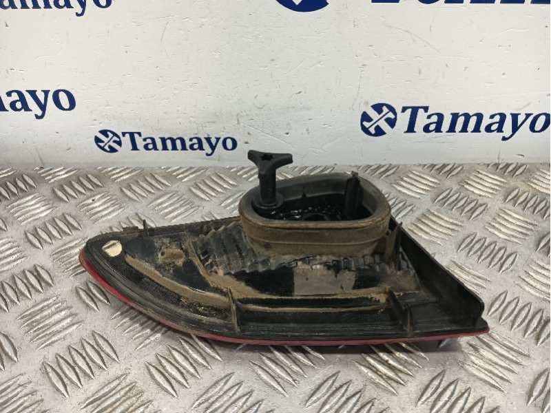 Recambio de piloto trasero derecho interior para renault scenic iii referencia OEM IAM 265550018R A056008 J95C0