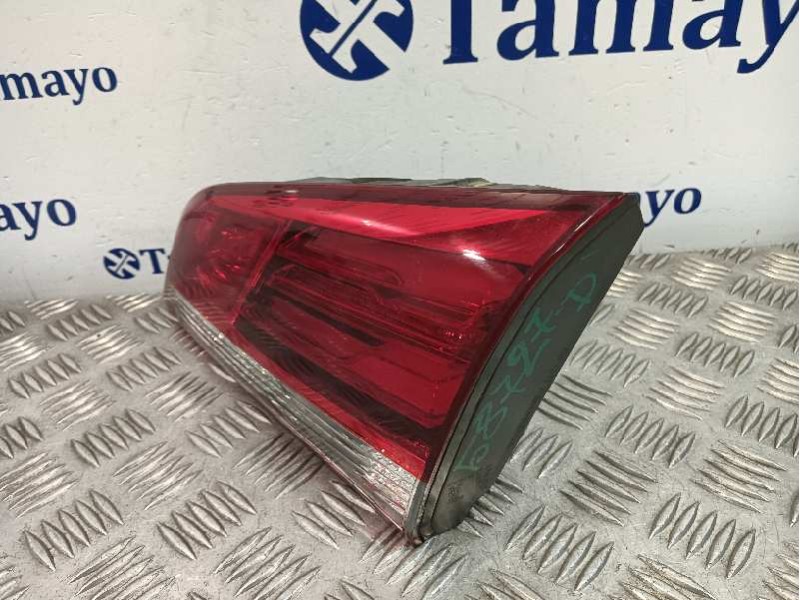 Recambio de piloto trasero derecho interior para hyundai i40 referencia OEM IAM 924043Z6  