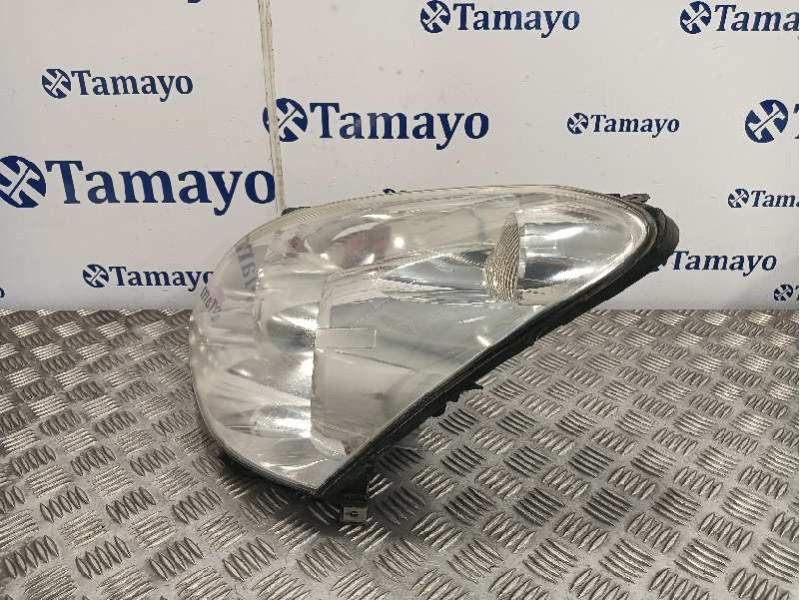 Recambio de faro izquierdo para toyota corolla verso (r1) referencia OEM IAM   