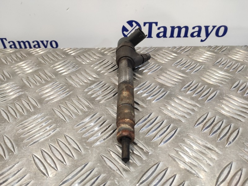 Recambio de inyector para fiat punto berlina (188) 1.9 jtd cat referencia OEM IAM 0445110172  