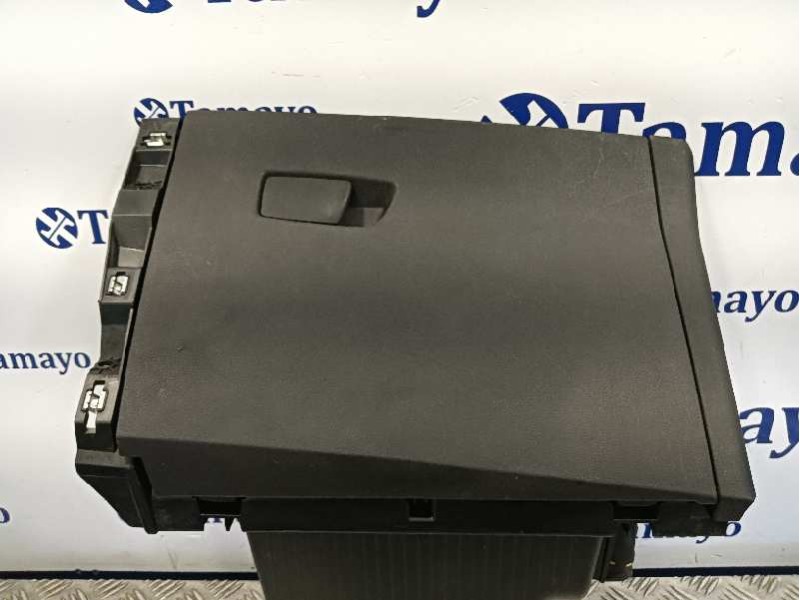 Recambio de guantera para renault clio v 1.0 tce referencia OEM IAM 689201984R  