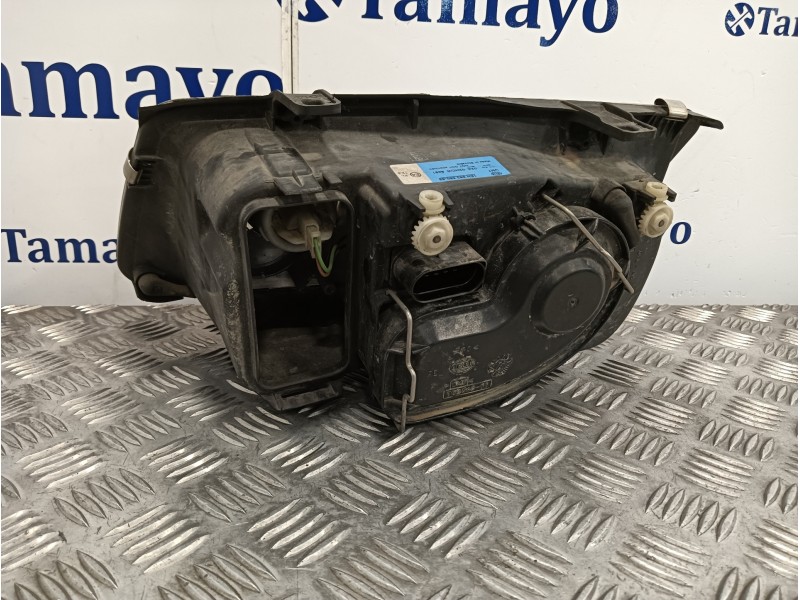 Recambio de faro derecho para volkswagen bora berlina (1j2) 1.9 sdi referencia OEM IAM   