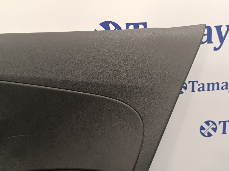 Recambio de guarnecido puerta trasera derecha para volkswagen polo (6c1) 1.0 referencia OEM IAM 6R6867212  