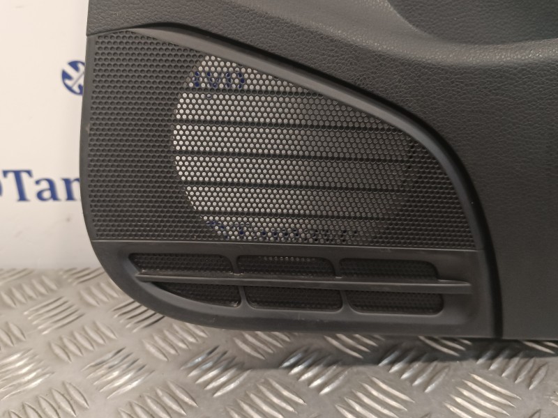 Recambio de guarnecido puerta trasera derecha para volkswagen polo (6c1) 1.0 referencia OEM IAM 6R6867212  