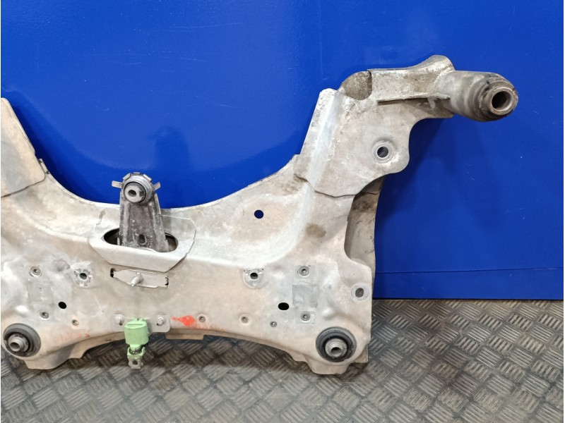 Recambio de puente delantero para renault megane iii berlina 5 p 1.2 16v referencia OEM IAM   