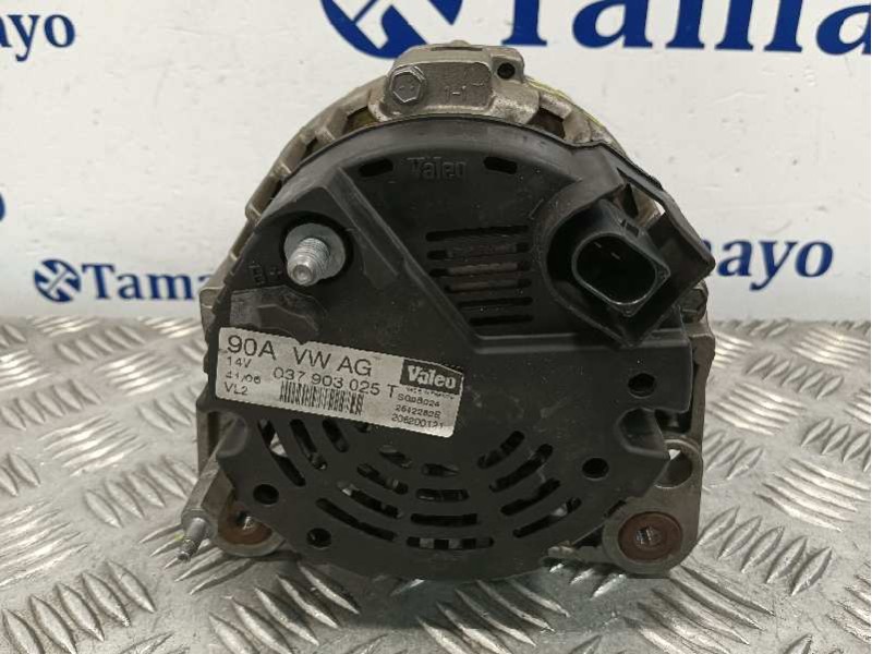 Recambio de alternador para seat ibiza (6l1) referencia OEM IAM 037903025T  2542282E