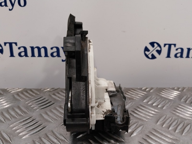 Recambio de cerradura puerta trasera izquierda para skoda rapid 1.6 tdi dpf referencia OEM IAM 5E0839015A  