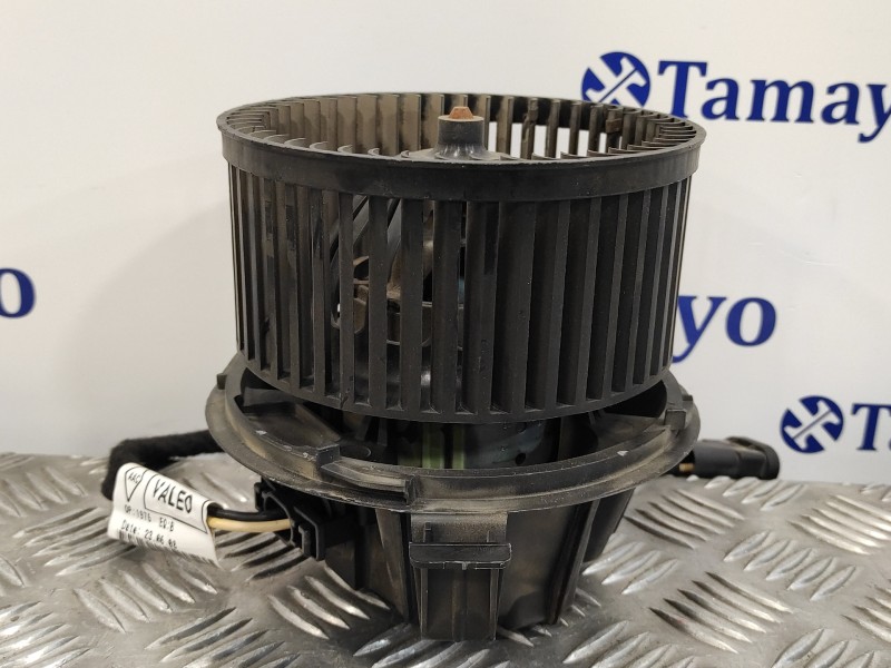 Recambio de motor calefaccion para dacia sandero 1.4 cat referencia OEM IAM N106609Z  GMVBOSCHX90