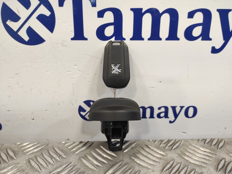 Recambio de tapon combustible para peugeot 2008 (--.2013) 1.2 12v e-thp / puretech referencia OEM IAM   