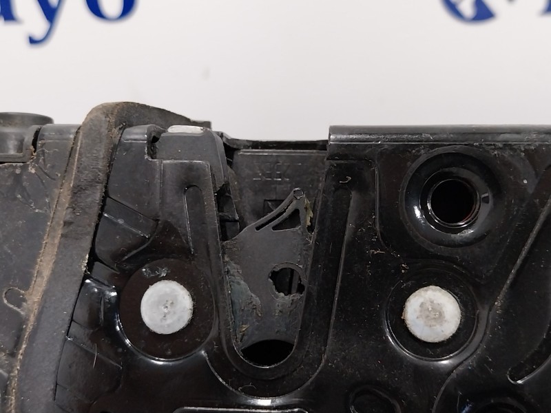 Recambio de cerradura puerta trasera izquierda para volkswagen polo (6c1) 1.0 referencia OEM IAM 6R4839015A  