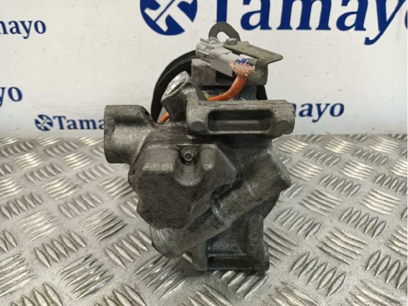 Recambio de compresor aire acondicionado para toyota yaris referencia OEM IAM 883100D212  