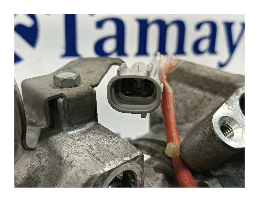 Recambio de compresor aire acondicionado para toyota yaris referencia OEM IAM 883100D212  