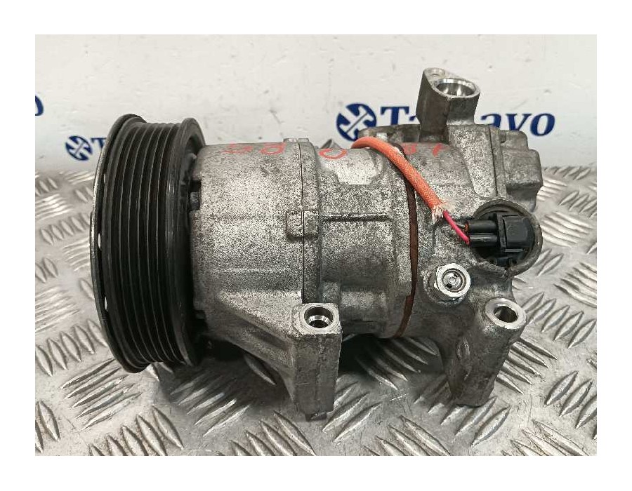 Recambio de compresor aire acondicionado para toyota yaris referencia OEM IAM 883100D212  