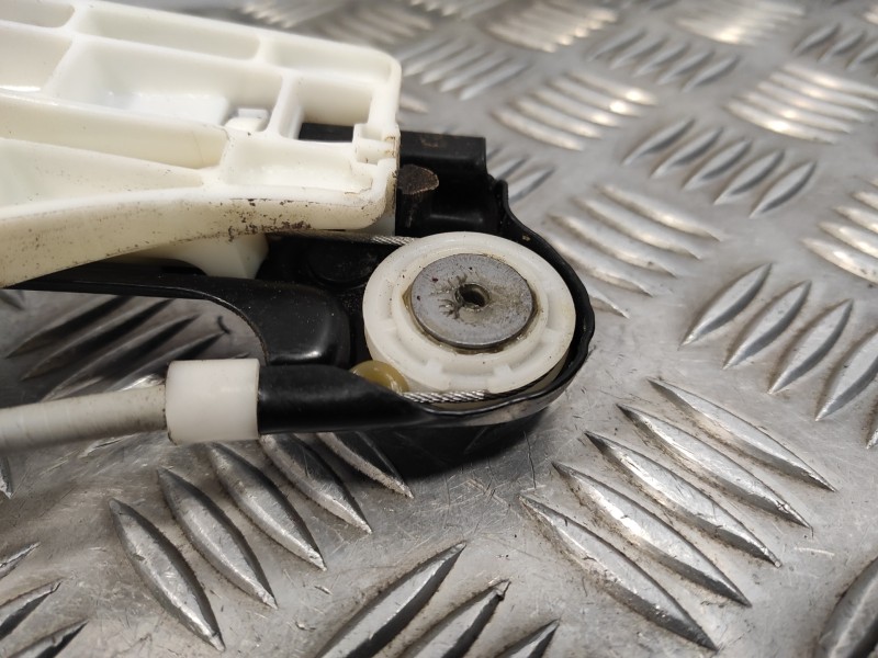 Recambio de elevalunas trasero izquierdo para volkswagen polo (6c1) 1.0 referencia OEM IAM 6R0959811N 0130822532 S850311253