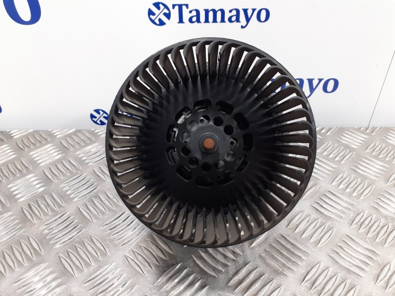Recambio de motor calefaccion para toyota aygo 1.0 cat referencia OEM IAM T918262  