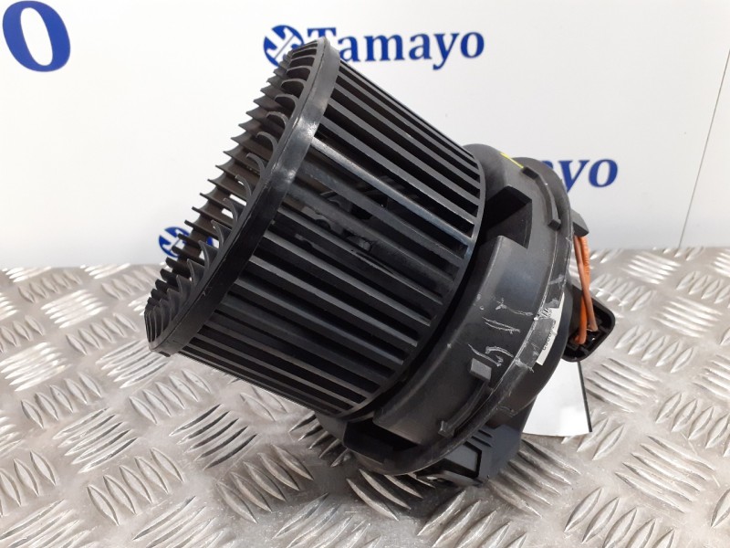 Recambio de motor calefaccion para toyota aygo 1.0 cat referencia OEM IAM T918262  