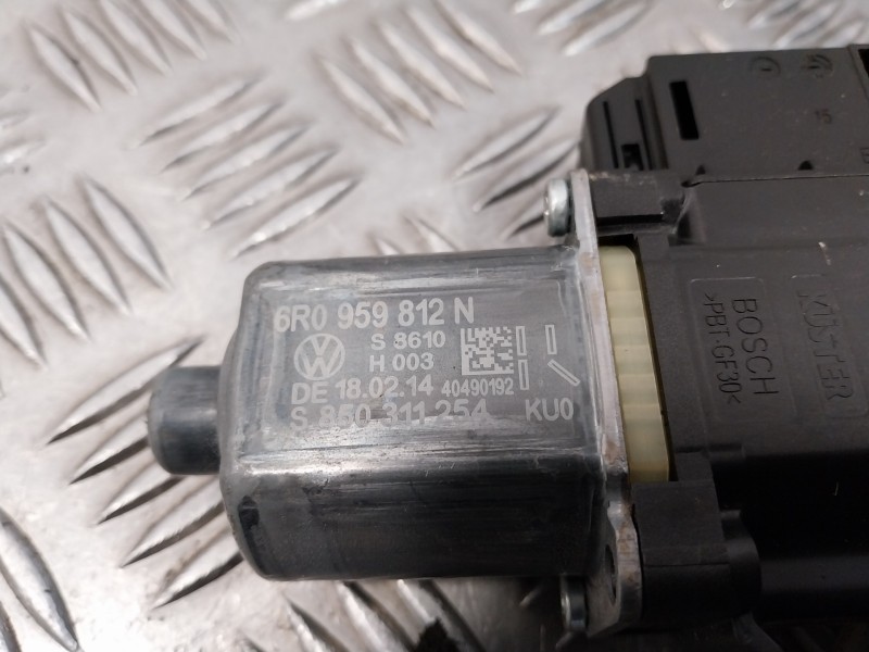 Recambio de elevalunas trasero derecho para volkswagen polo (6c1) 1.0 referencia OEM IAM 6R0959812N 0130822533 S850311254