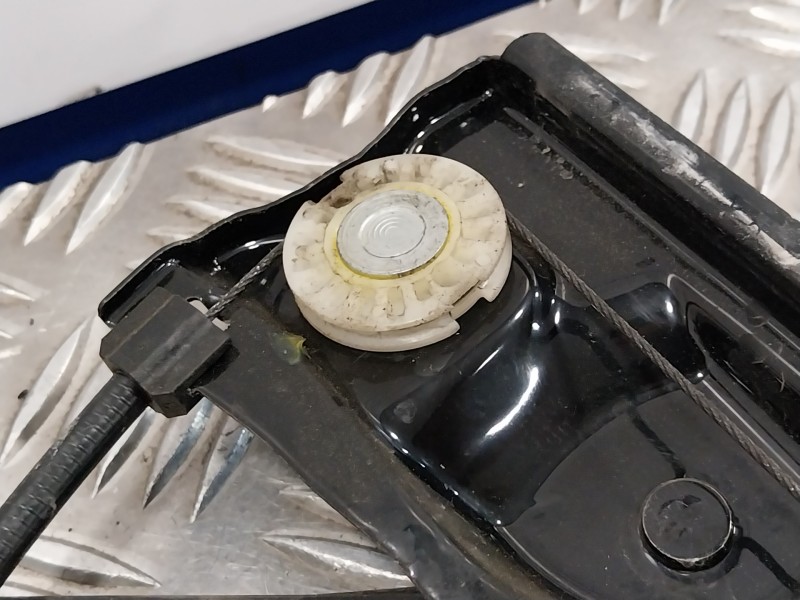 Recambio de elevalunas delantero derecho para skoda rapid 1.6 tdi dpf referencia OEM IAM 5JA959812K  A66993113