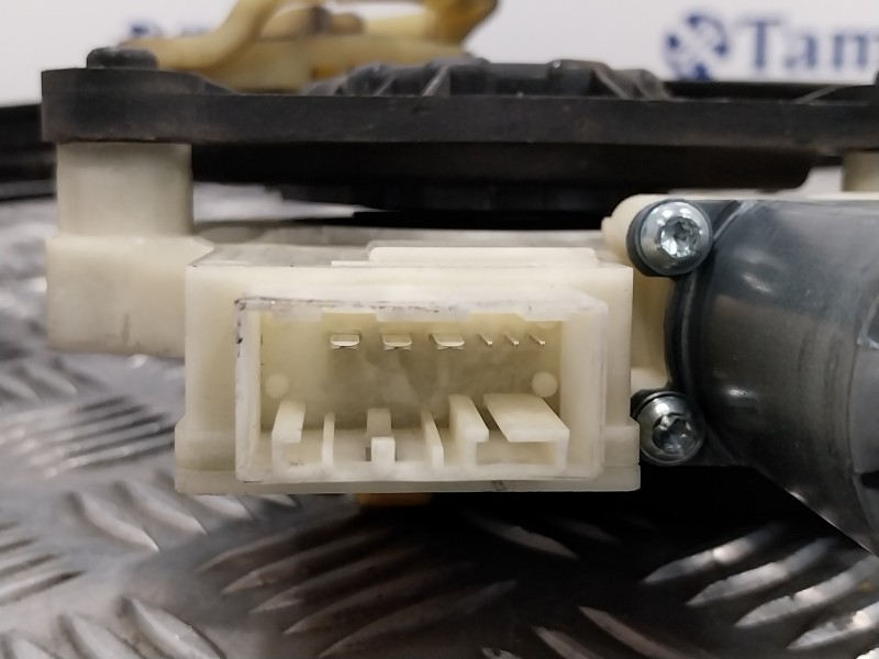 Recambio de elevalunas delantero derecho para skoda rapid 1.6 tdi dpf referencia OEM IAM 5JA959812K  A66993113