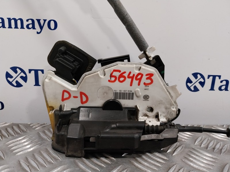 Recambio de cerradura puerta delantera derecha para skoda rapid 1.6 tdi dpf referencia OEM IAM 5E1837016A  