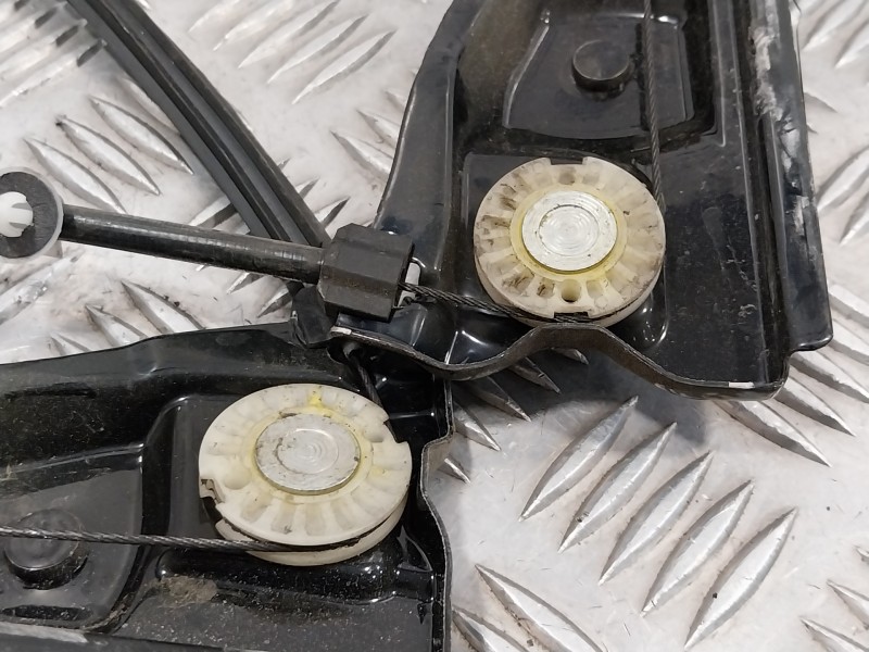 Recambio de elevalunas delantero izquierdo para skoda rapid 1.6 tdi dpf referencia OEM IAM 6V1959801B  A74372111