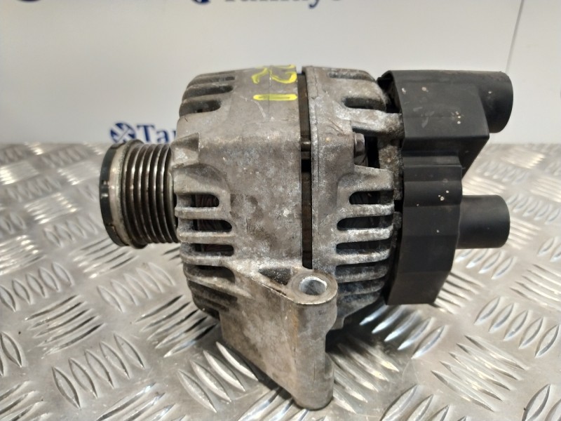 Recambio de alternador para fiat panda (169) 1.3 jtd cat referencia OEM IAM 51784845 2543477A B86851784845