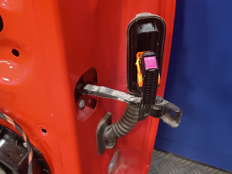 Recambio de puerta trasera izquierda para volkswagen polo (6c1) 1.0 referencia OEM IAM   