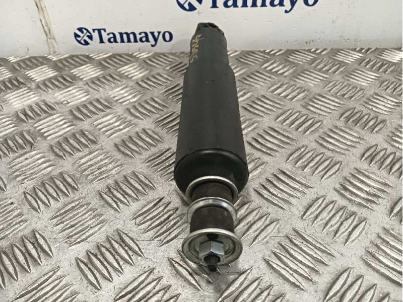 Recambio de amortiguador delantero para nissan cabstar 01.04 referencia OEM IAM 444322  