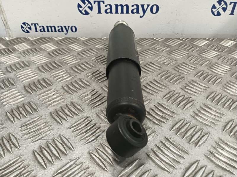 Recambio de amortiguador delantero para nissan cabstar 01.04 referencia OEM IAM 444322  