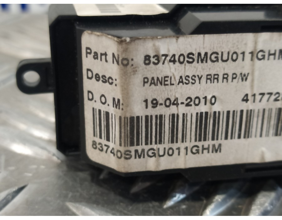 Recambio de mando elevalunas trasero derecho para honda civic berlina 5 (fk) 2.2 ctdi referencia OEM IAM 83740SMGU011GHM  