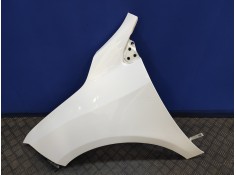 Recambio de aleta delantera izquierda para renault fluence 1.5 dci diesel fap referencia OEM IAM   