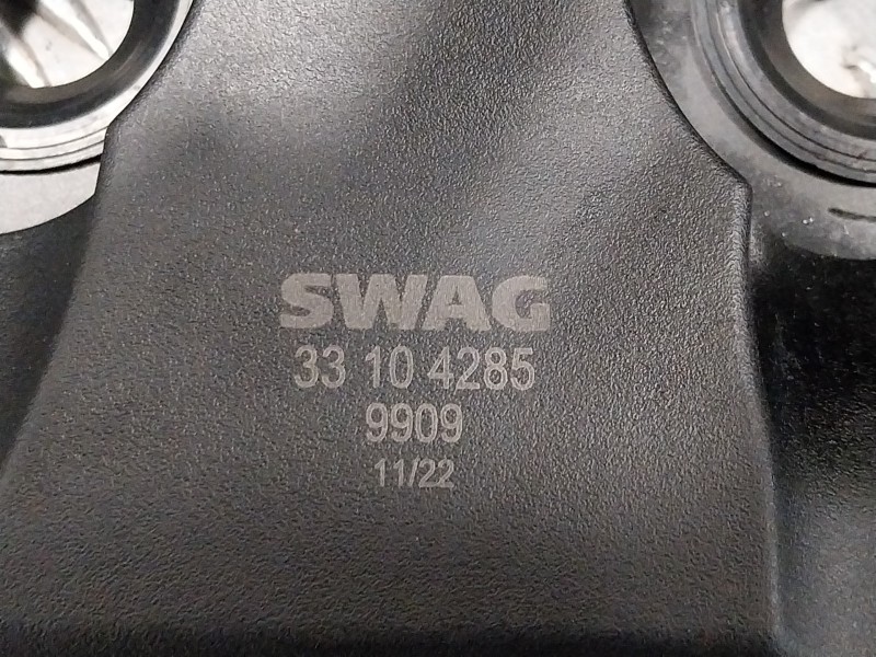 Recambio de tapa balancines para skoda rapid 1.6 tdi dpf referencia OEM IAM 33104285  