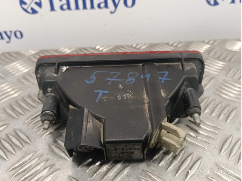 Recambio de piloto trasero central para nissan juke (f15) referencia OEM IAM   