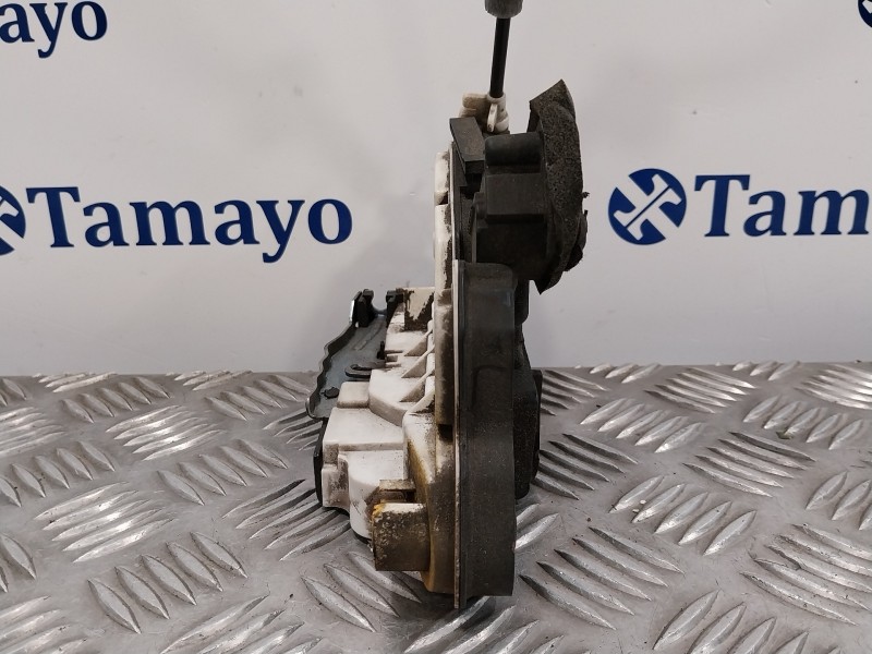 Recambio de cerradura puerta delantera izquierda para skoda rapid 1.6 tdi dpf referencia OEM IAM 5E1837015A  