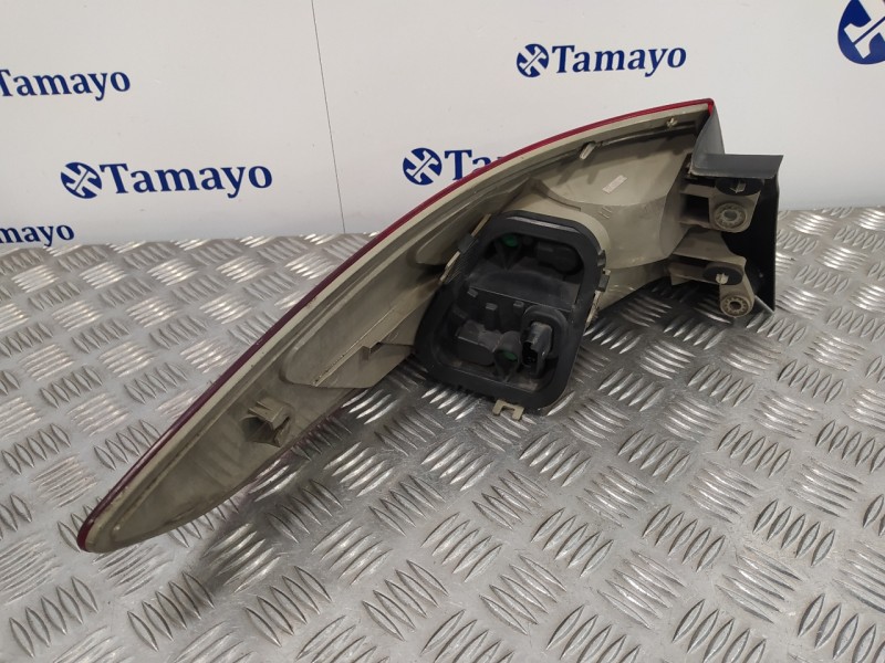 Recambio de piloto trasero derecho para renault fluence 1.5 dci diesel fap referencia OEM IAM 265500016R  