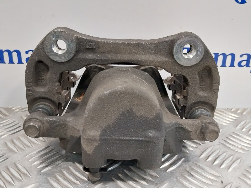 Recambio de pinza freno delantera derecha para opel insignia berlina 2.0 cdti cat referencia OEM IAM   