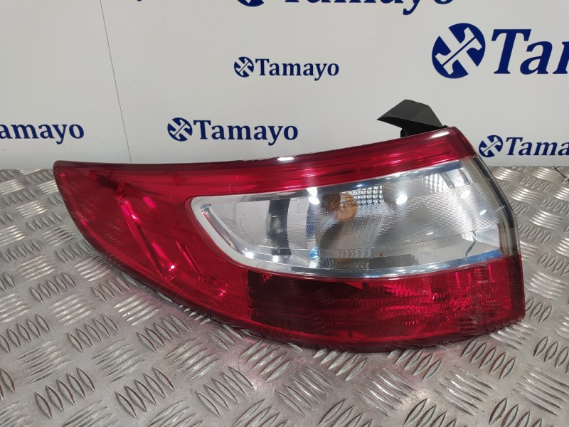 Recambio de piloto trasero izquierdo para renault fluence 1.5 dci diesel fap referencia OEM IAM 265550016R  