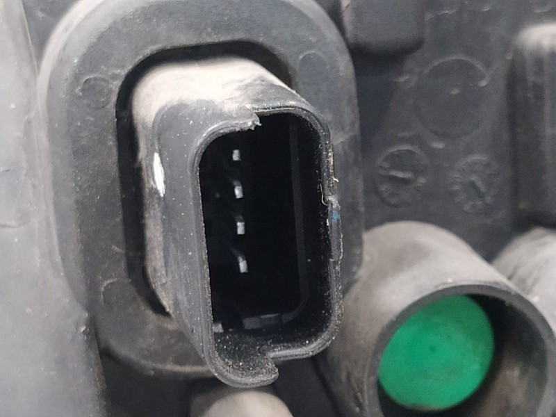 Recambio de piloto trasero izquierdo para renault fluence 1.5 dci diesel fap referencia OEM IAM 265550016R  