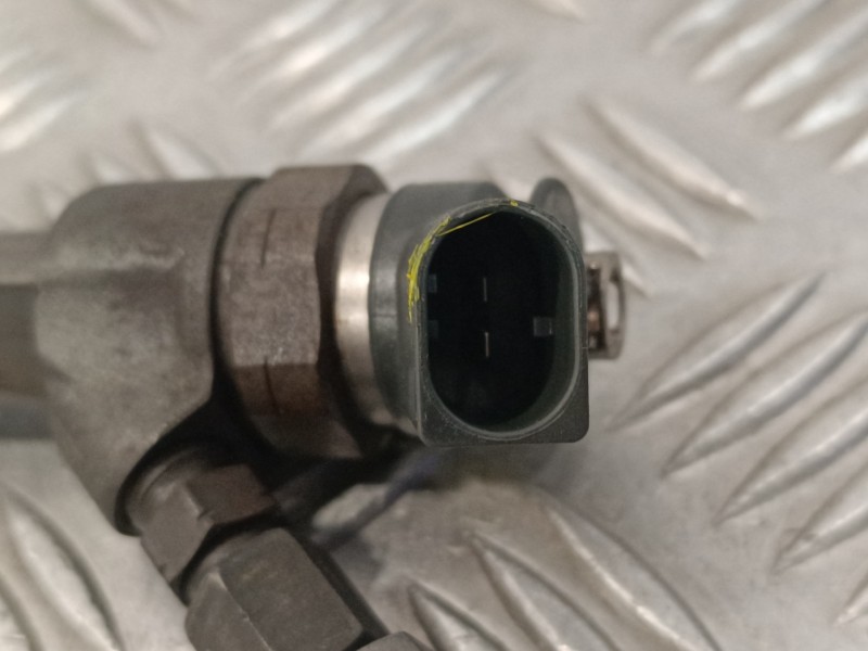 Recambio de inyector para mercedes-benz clase b (w245) 2.0 cdi cat referencia OEM IAM A6400700787  0445110167